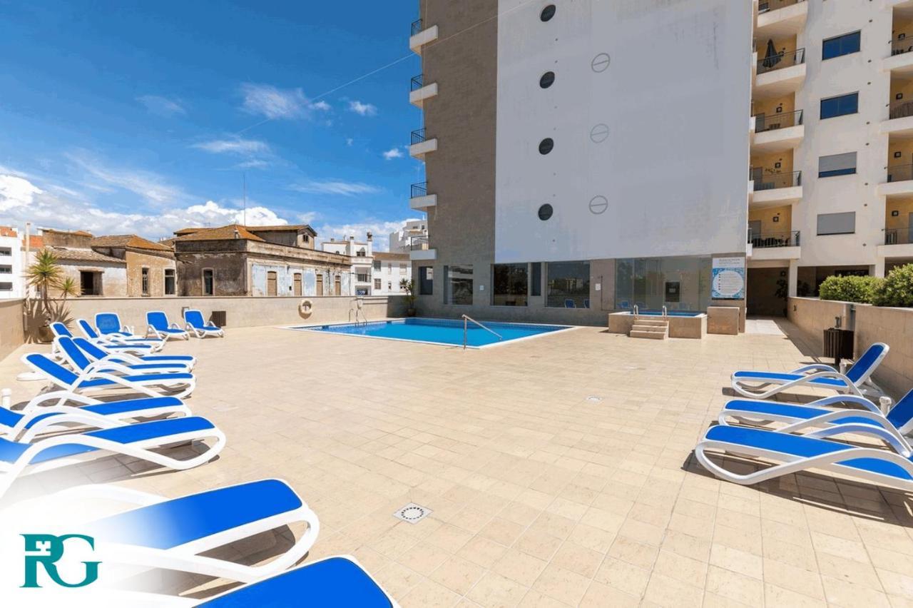 With Pools And Parking #1934 Apartamento