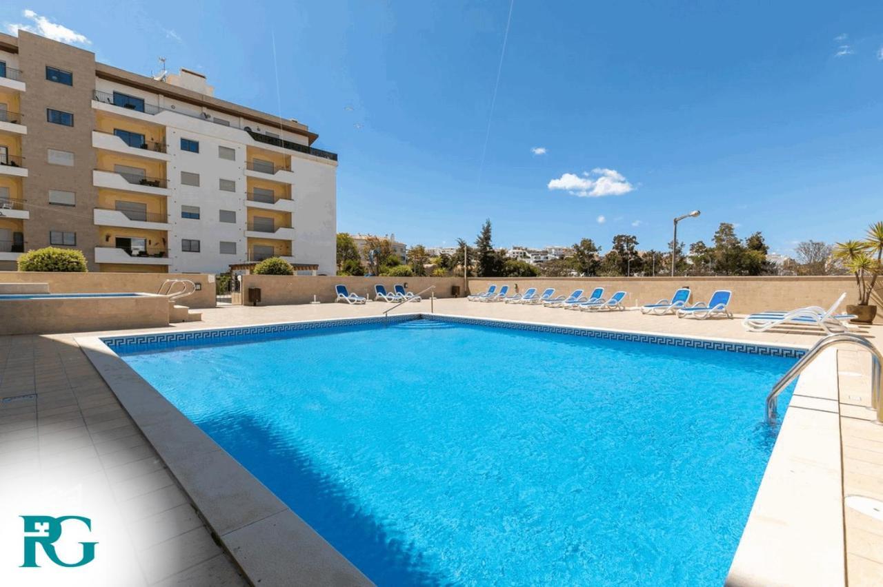 With Pools And Parking #1934 Apartamento *